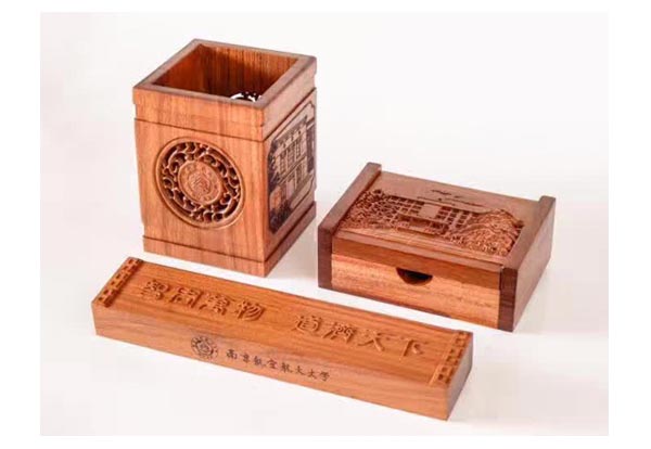 學(xué)校禮品定制-紅木禮品定制-南京航空航天大學(xué)定制