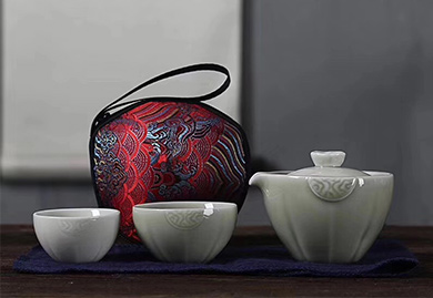 房地產(chǎn)開盤禮品--蝸牛提梁小干泡盤五件套